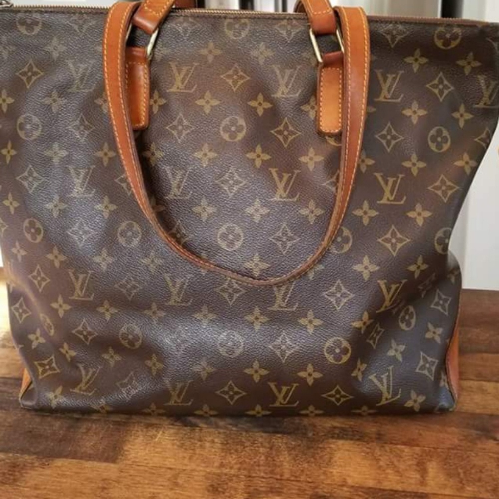 Authentic Louis Vuitton Cabas Mezzo